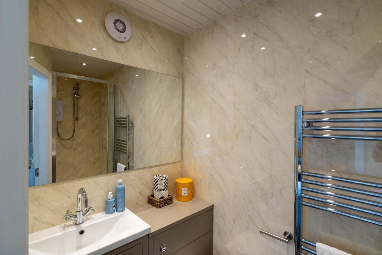 Rosebank House Blairgowrie - Sleeps 12, Games Rooms, Ev Point, Pets Welcome 블래어고리 외부 사진